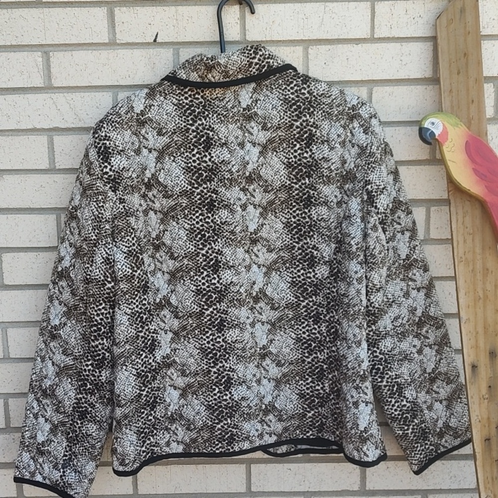 Leopard 🐆 Jacket** - Picture 9 of 10